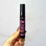 ریمل اسنس مشکی مدل I Love Extreme Volume